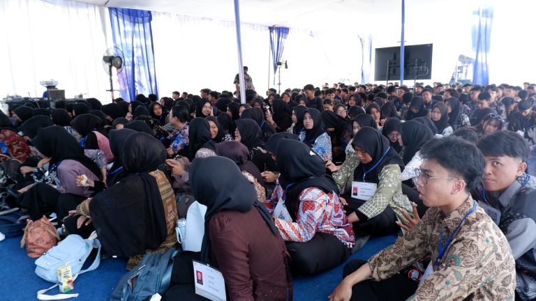 Pengenalan Kehidupan Kampus bagi Mahasiswa Baru (PKKMB) FIK UBP Karawang Tahun 2025