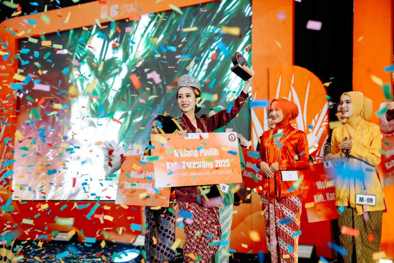 Selamat dan Sukses kepada Cindy Cheryl Daniella – Mahasiswa Teknik Informatika UBP Karawang sebagai Mojang Pinilih Mojang Jajaka Kabupaten Karawang 2025